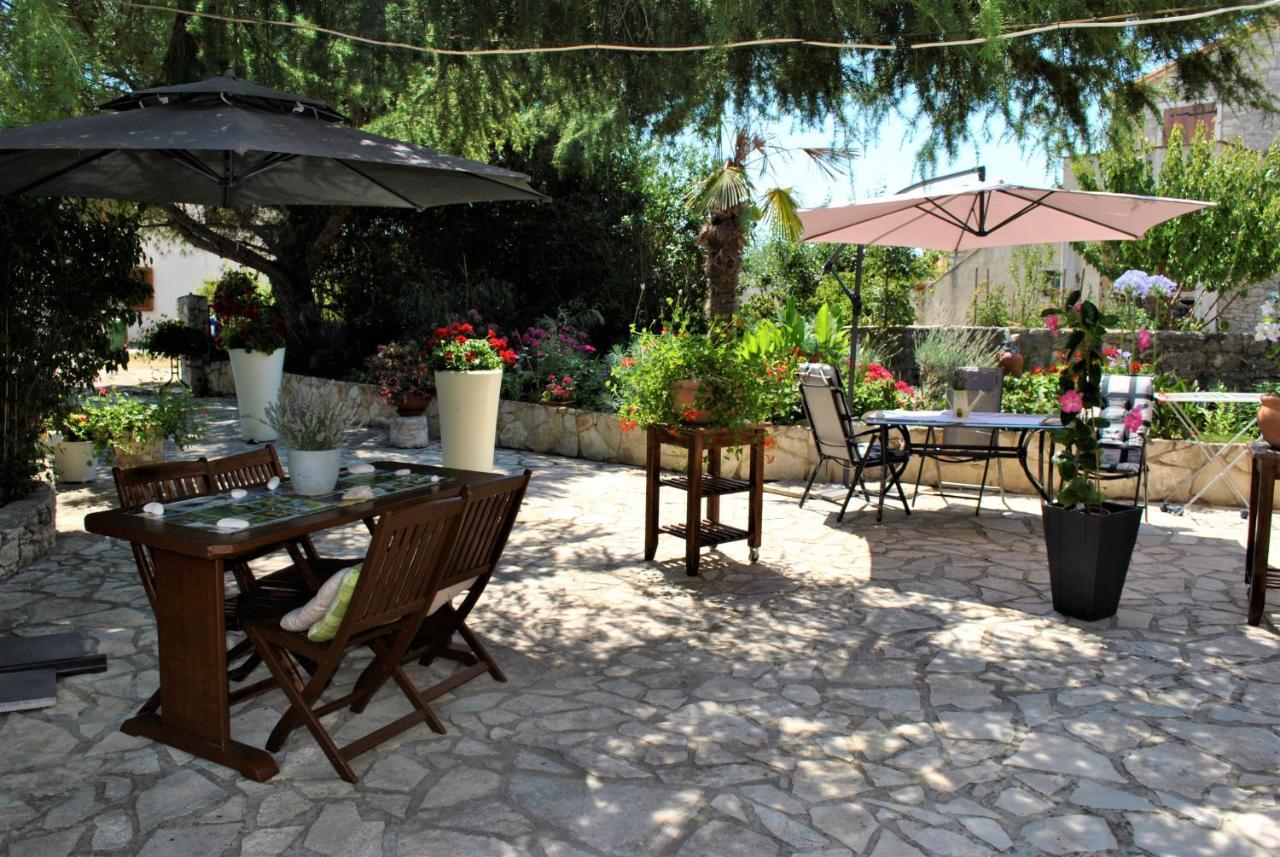 Apartment Pino Bale Exterior foto