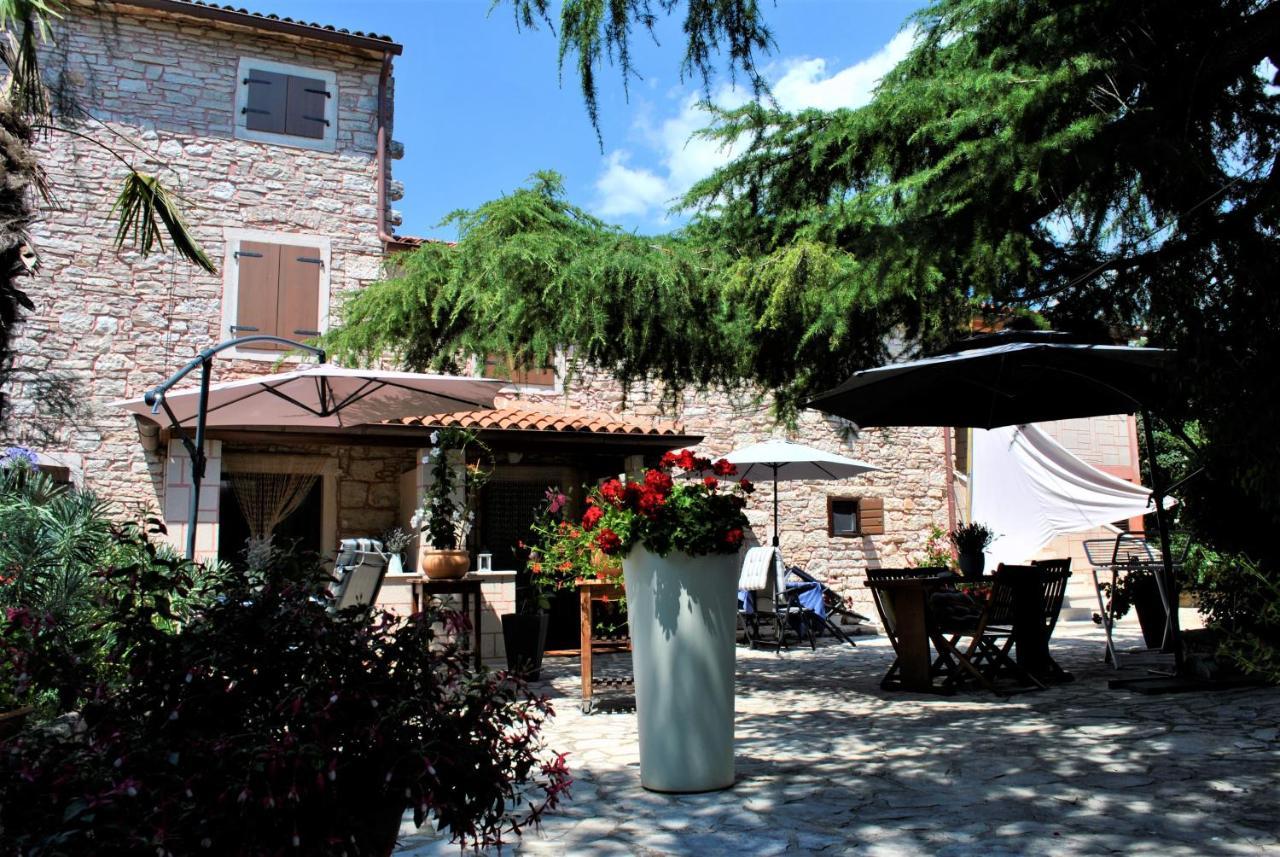 Apartment Pino Bale Exterior foto