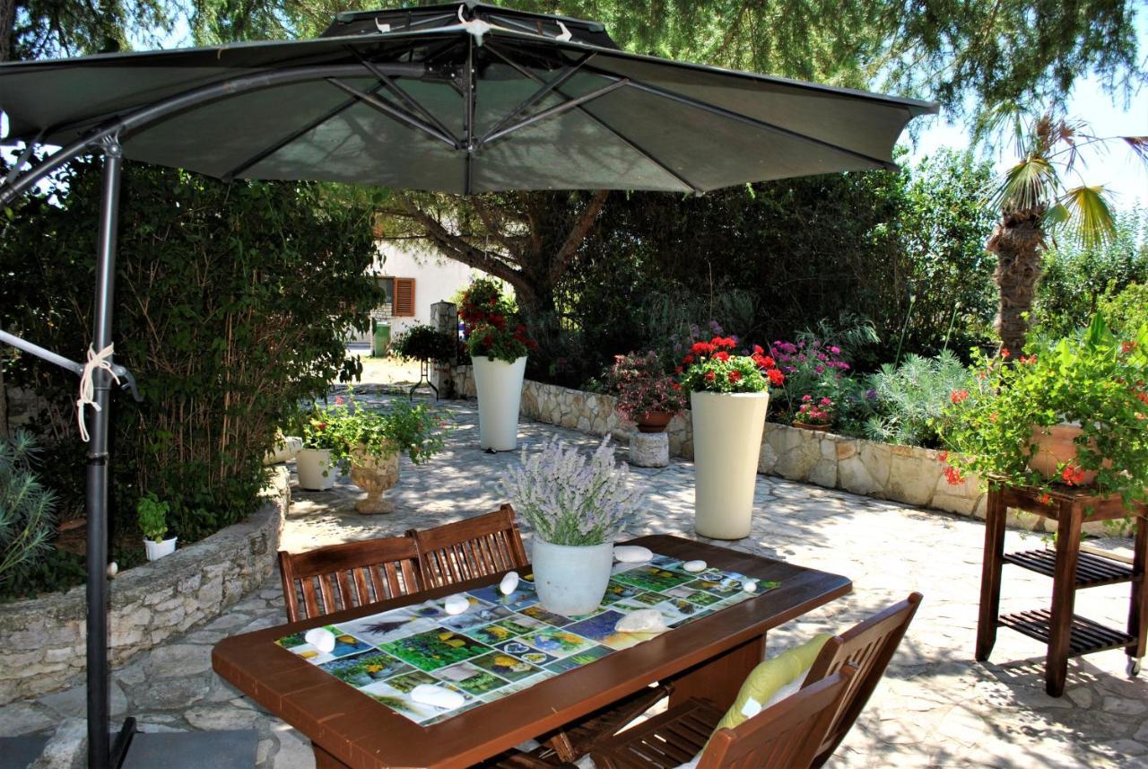Apartment Pino Bale Exterior foto