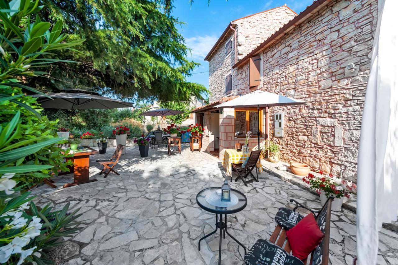 Apartment Pino Bale Exterior foto